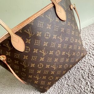 Authentic Louis Vuitton Neverfull Tote